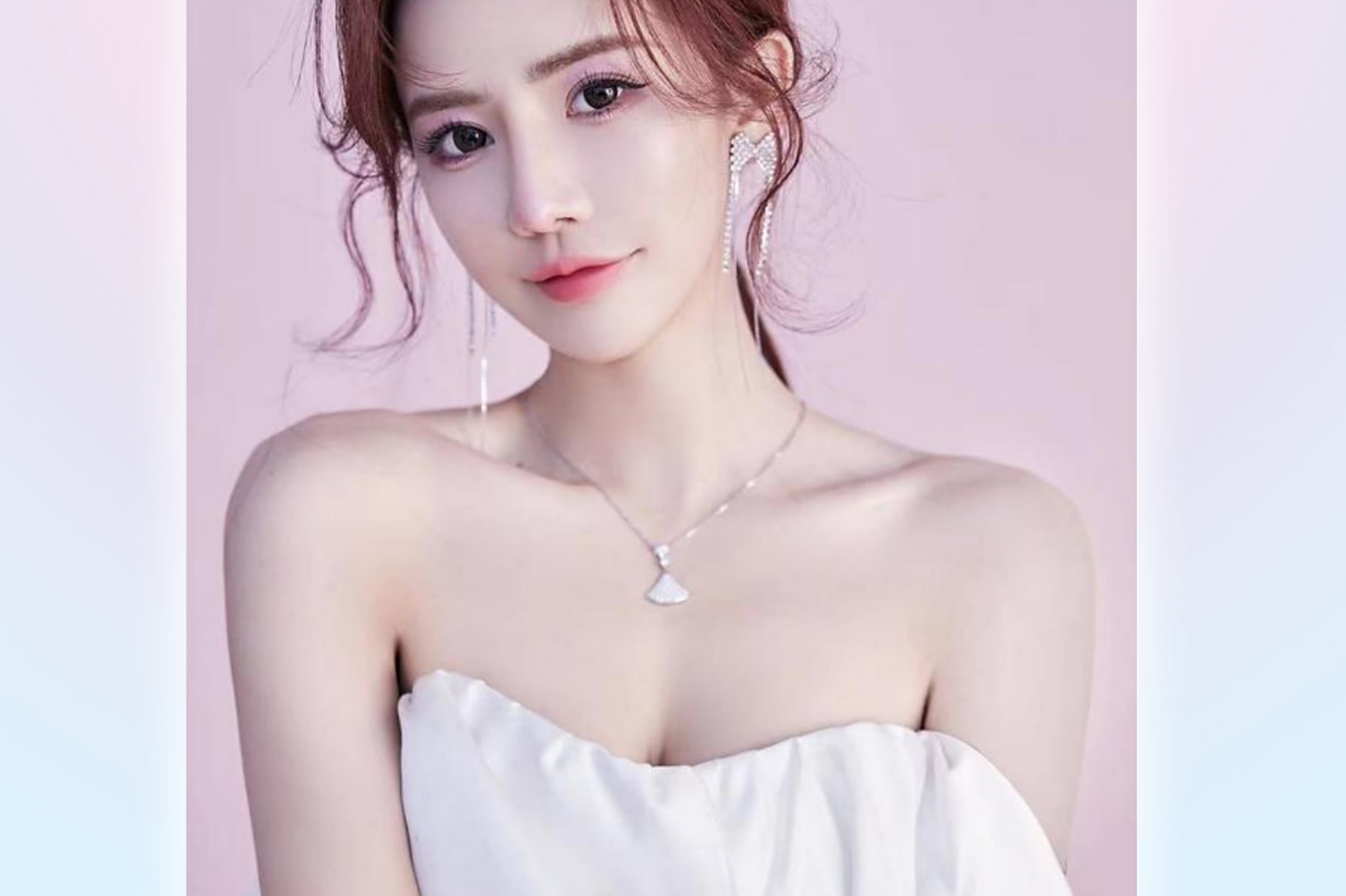 网红周珍,被爆傍上已婚土豪并收获上亿身家,还被指包养小奶狗