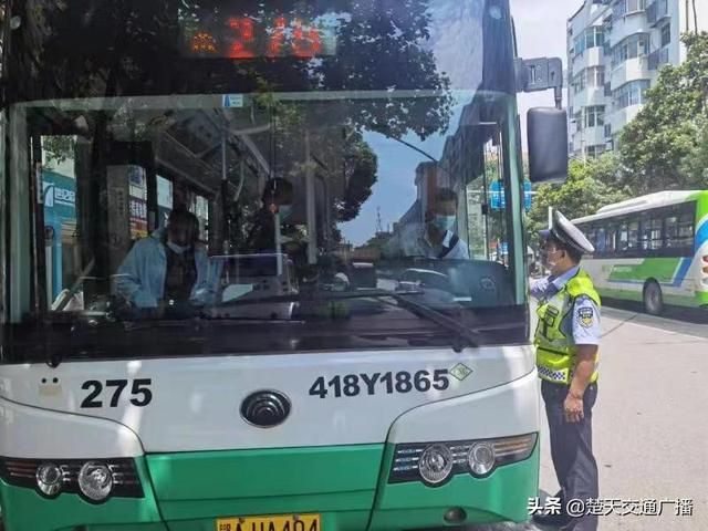 蔡甸道路救援图片