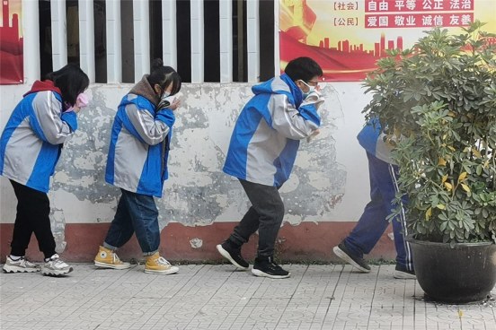 四川省龙台中学图片