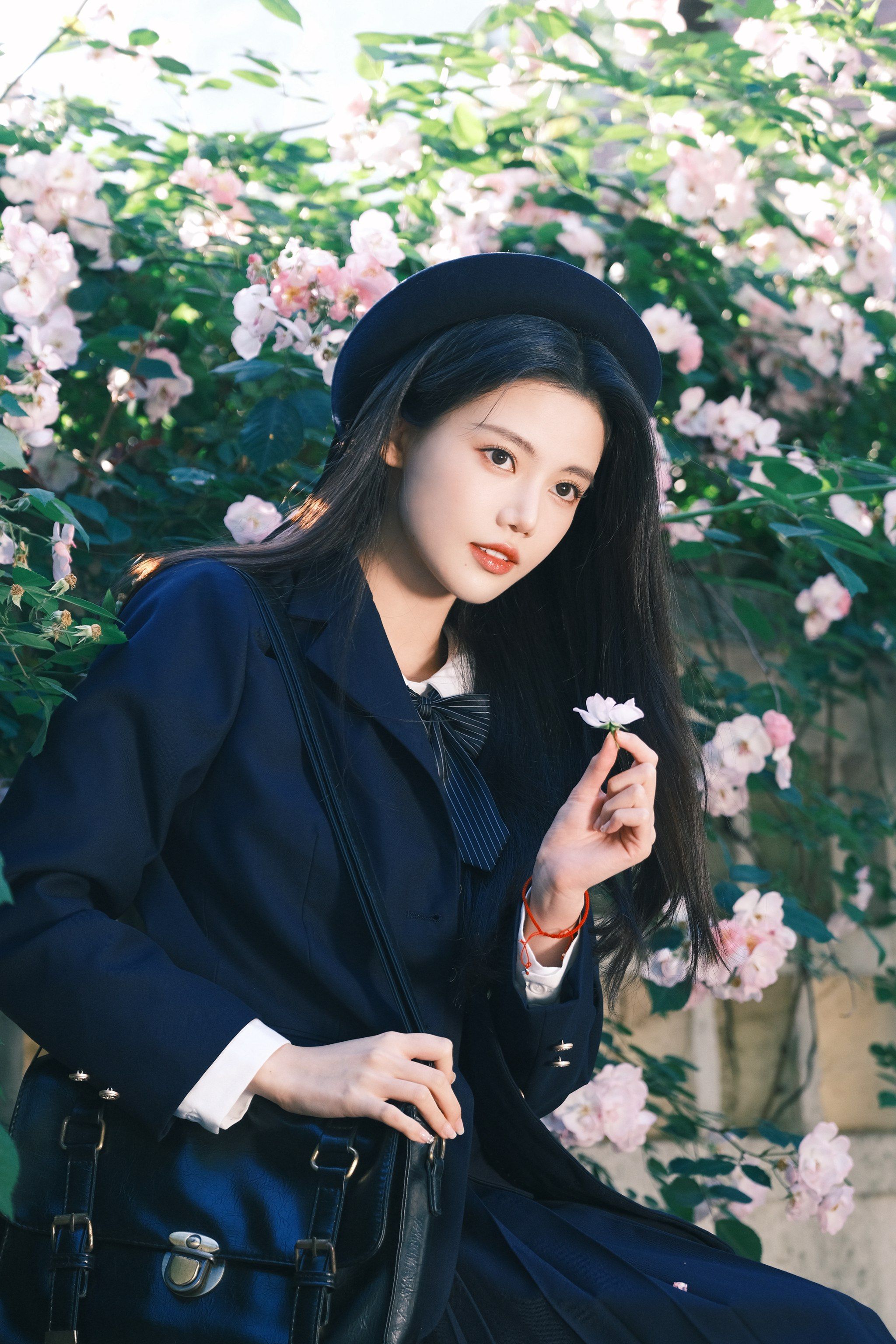 孙珍妮学生装青春活力写真