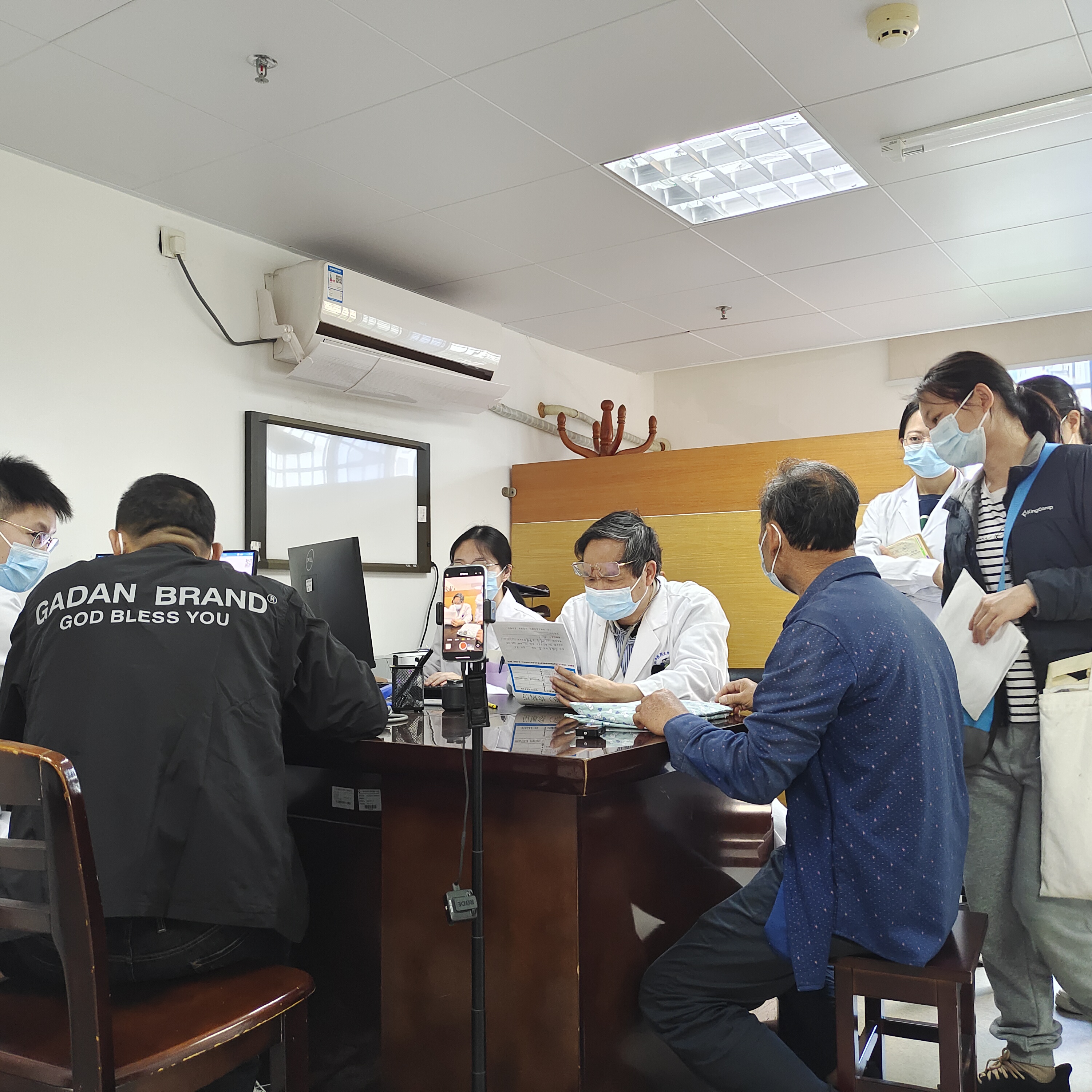 年轻人得糖尿病真的很可怕吗?年轻的糖友又该如何应对糖尿病?