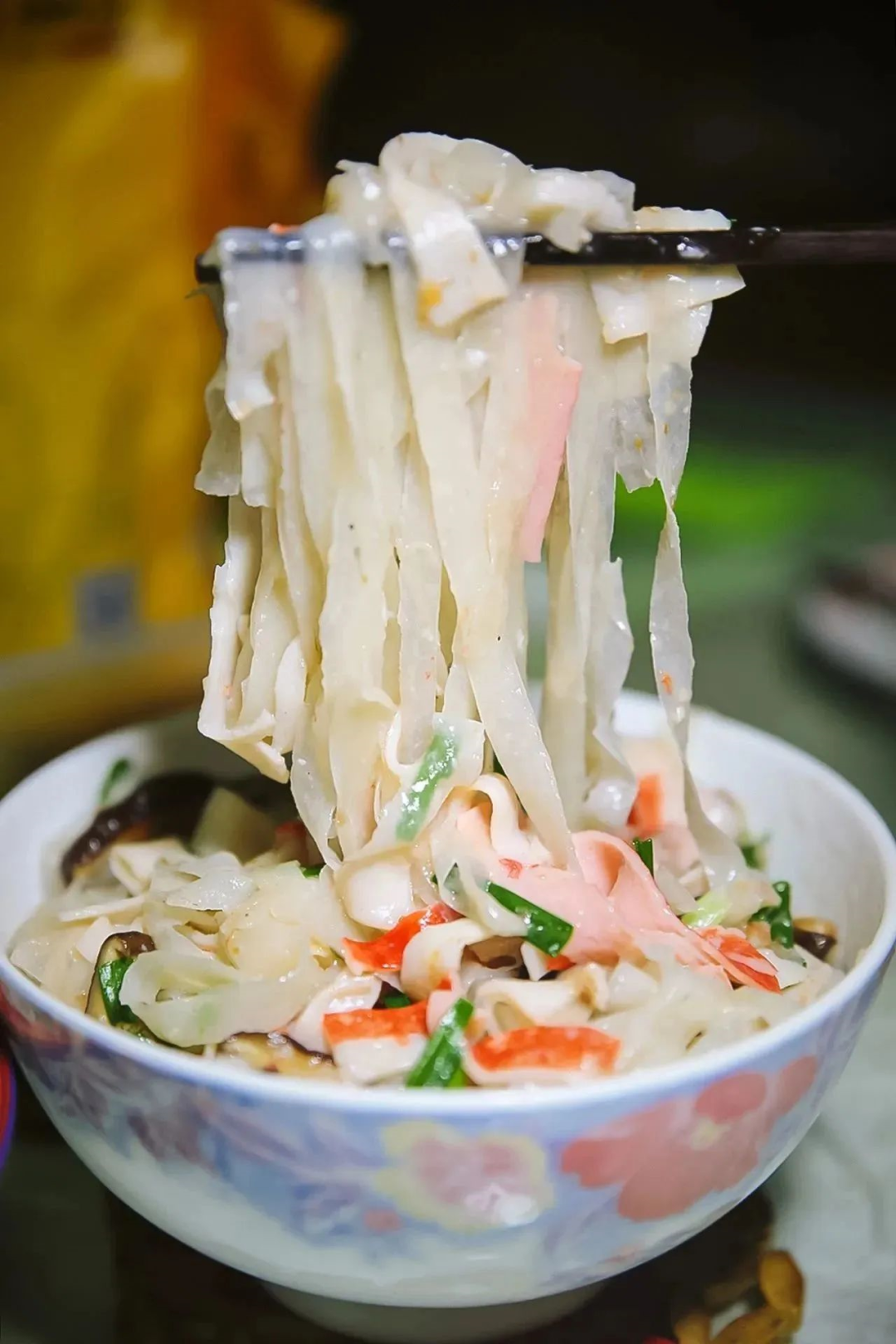 平潭鱼面的原材料用的是马鲛鱼,对于北方人来说,可能更熟悉它的另外一