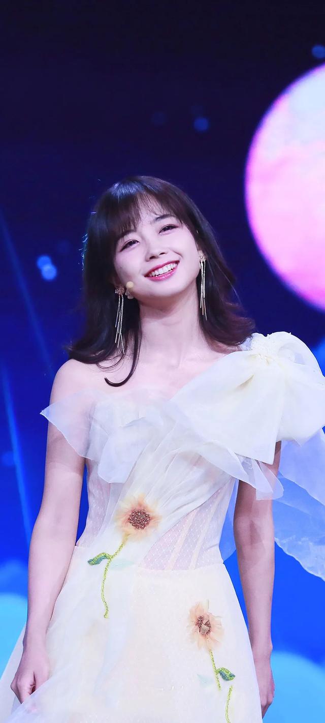 王冰冰|专辑|全面屏手机壁纸