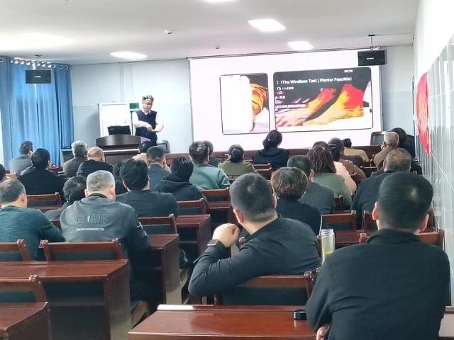 南阳市中医院专家团队到淅川县厚坡镇卫生院义诊及科普宣传活动