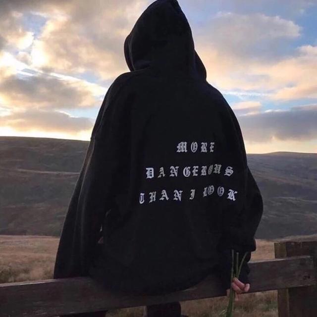 个性阳光男生头像