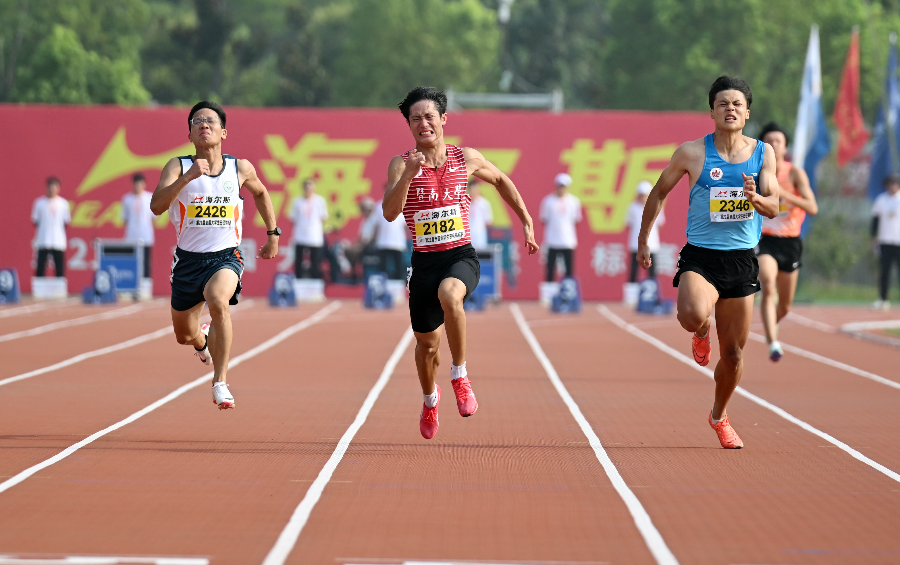 全国大学生田径锦标赛综述:从大田赛看体教融合发展成果