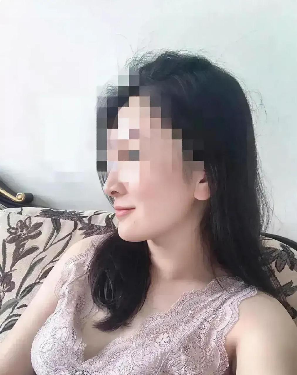 长春出轨女教师图片