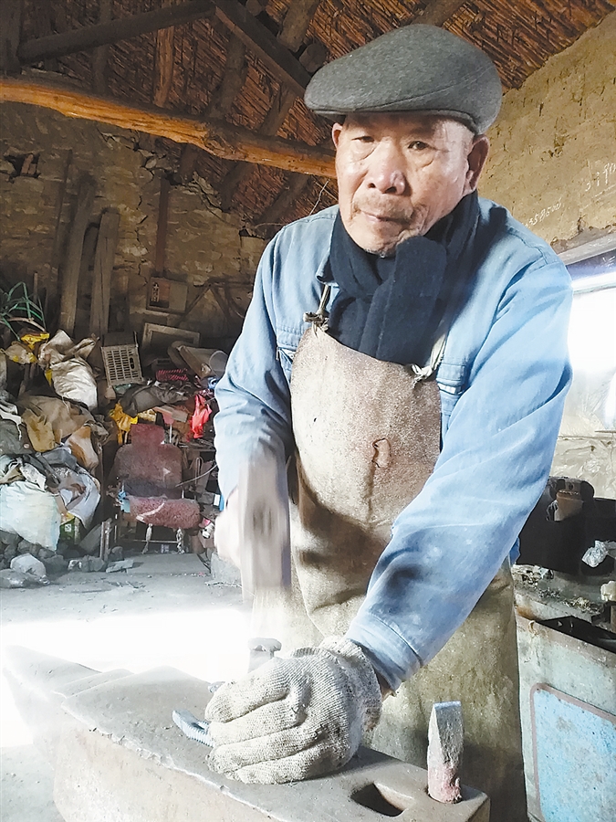 82岁的挂马掌行业的守护者宋玉海