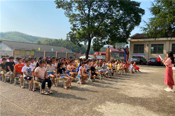 桃江:武潭镇中心学校:为17所中小学把好开学安全第一关