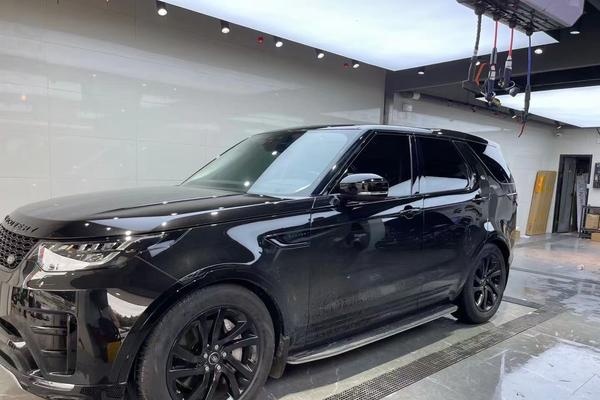 路虎发现5 改色膜贴半身银交车