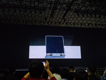 OPPO Find N6折叠10万次后依然平整：这就是全球最平整的折叠屏