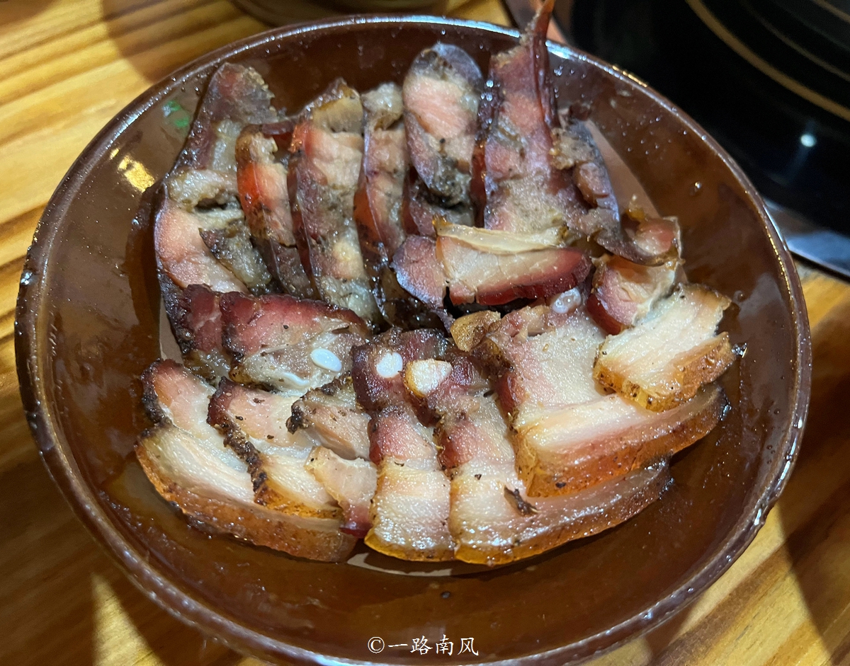 贵州黔东南这个美食好怪,有人吃到停不下来,有人却望而生畏