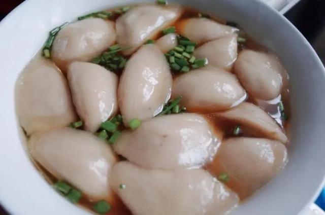 唐朝一黄姓官员举家南迁时,一路颠沛在石城停下脚步并繁衍生息,因思念