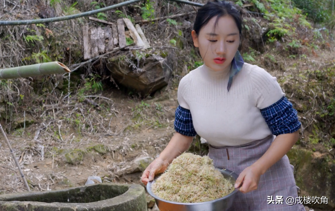 乡愁沈丹:农村离异女人逆袭成千万网红,带领全村发家致富