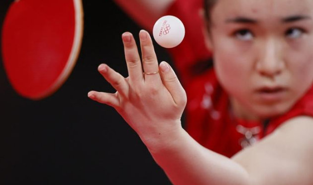 伊藤美诚发球姿势上热搜!被吐槽蛇精附体,网友:感觉像做法