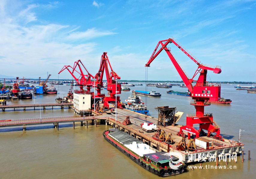 铜陵港港口吞吐量稳步增长