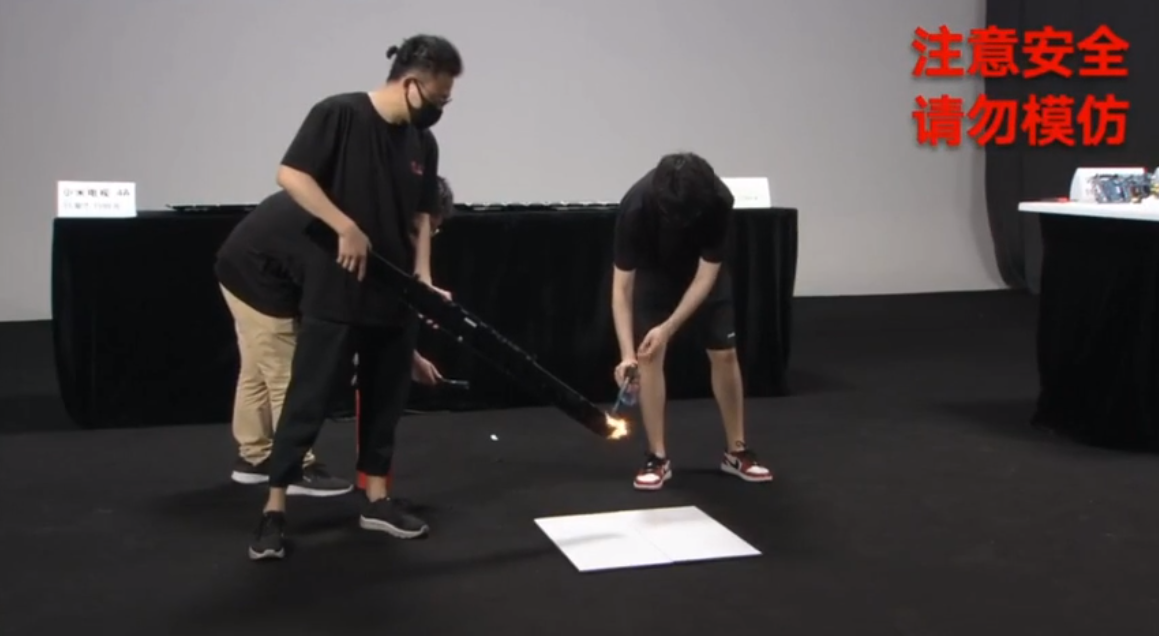 卢伟冰点赞：小米法务最近很给力！两个案子都干得漂亮！