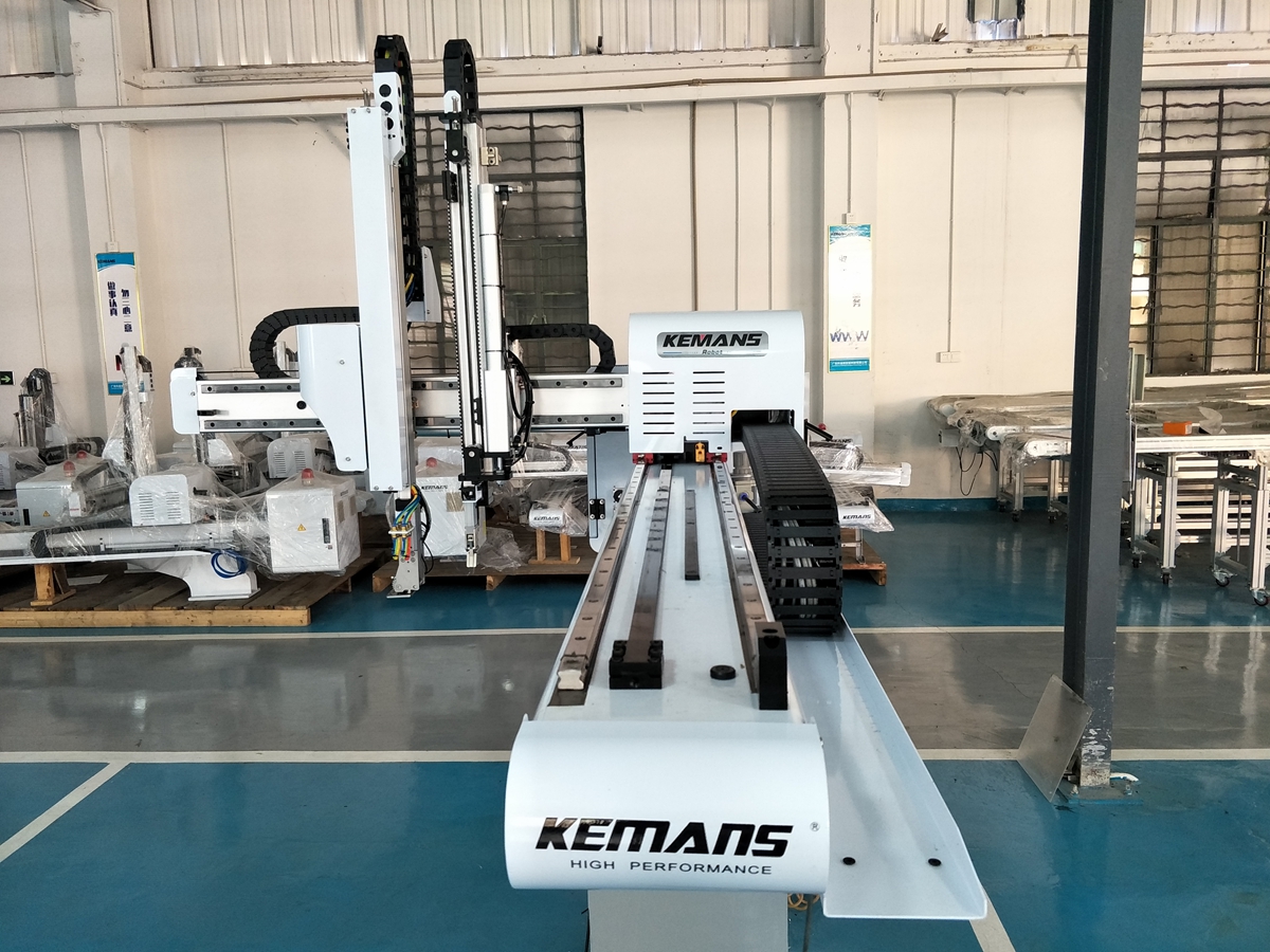 五轴注塑机机械手