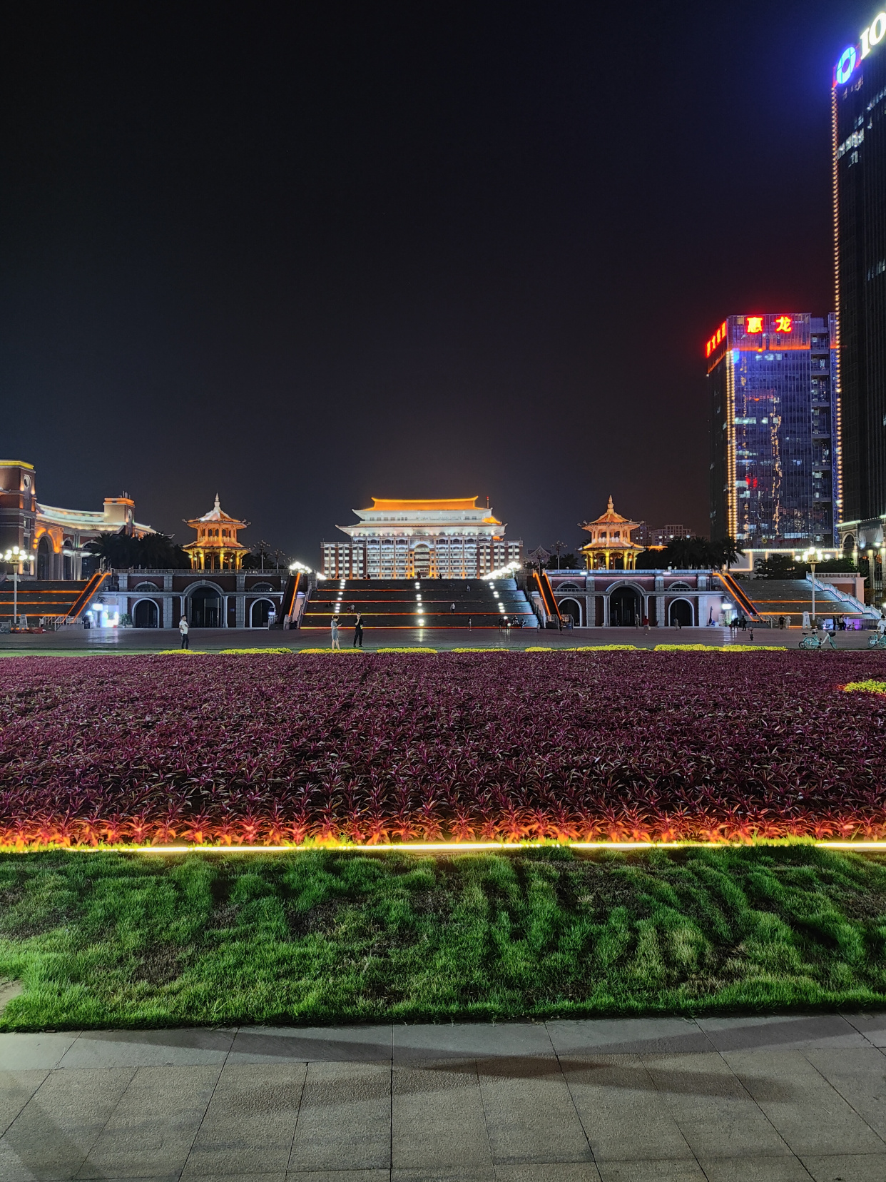 厦门岛外集美杏林湾一片景色极美