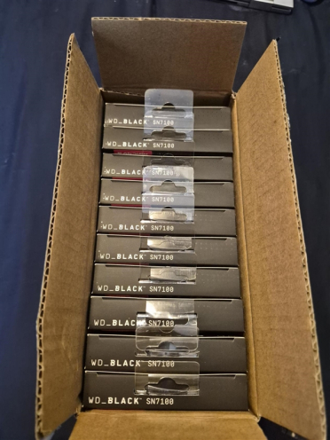 又有人赚大了！网购一块SSD：结果收到整整一箱十块 血赚1万多