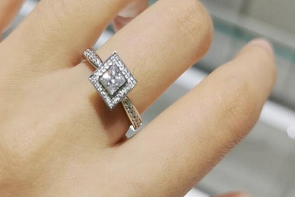 dr钻戒1399元是哪一款