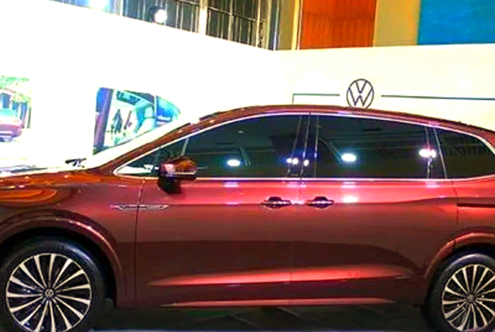 大众巍昂mpv惊艳亮相:5.3米长,7座布局,全系2.0t油耗仅需7l左右