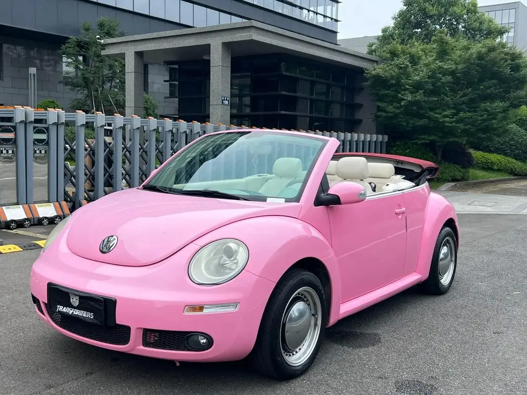 大众甲壳虫粉色敞篷车多少钱