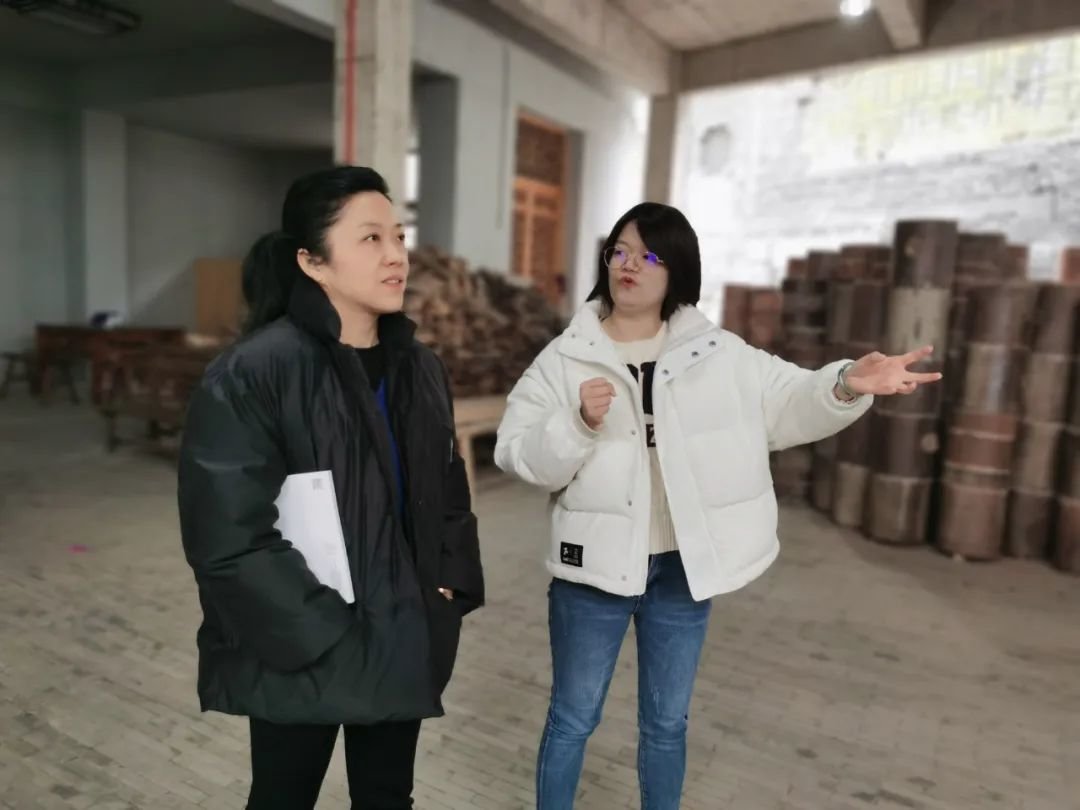 全国人大代表张婧婧赴陶瓷企业开展调研