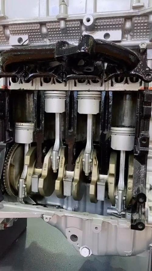 四缸发动机工作顺序是怎样的