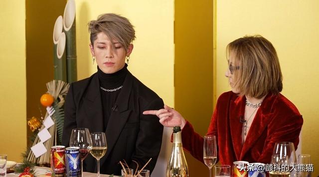 yoshiki饮酒失言,说还在和工藤静香联系,时隔30年再次酒后闯祸