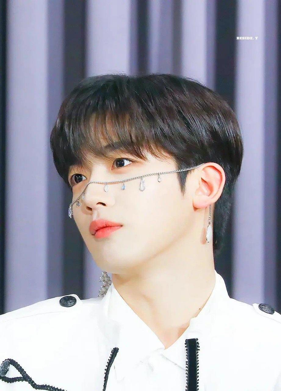 被金曜汉这个造型帅到了