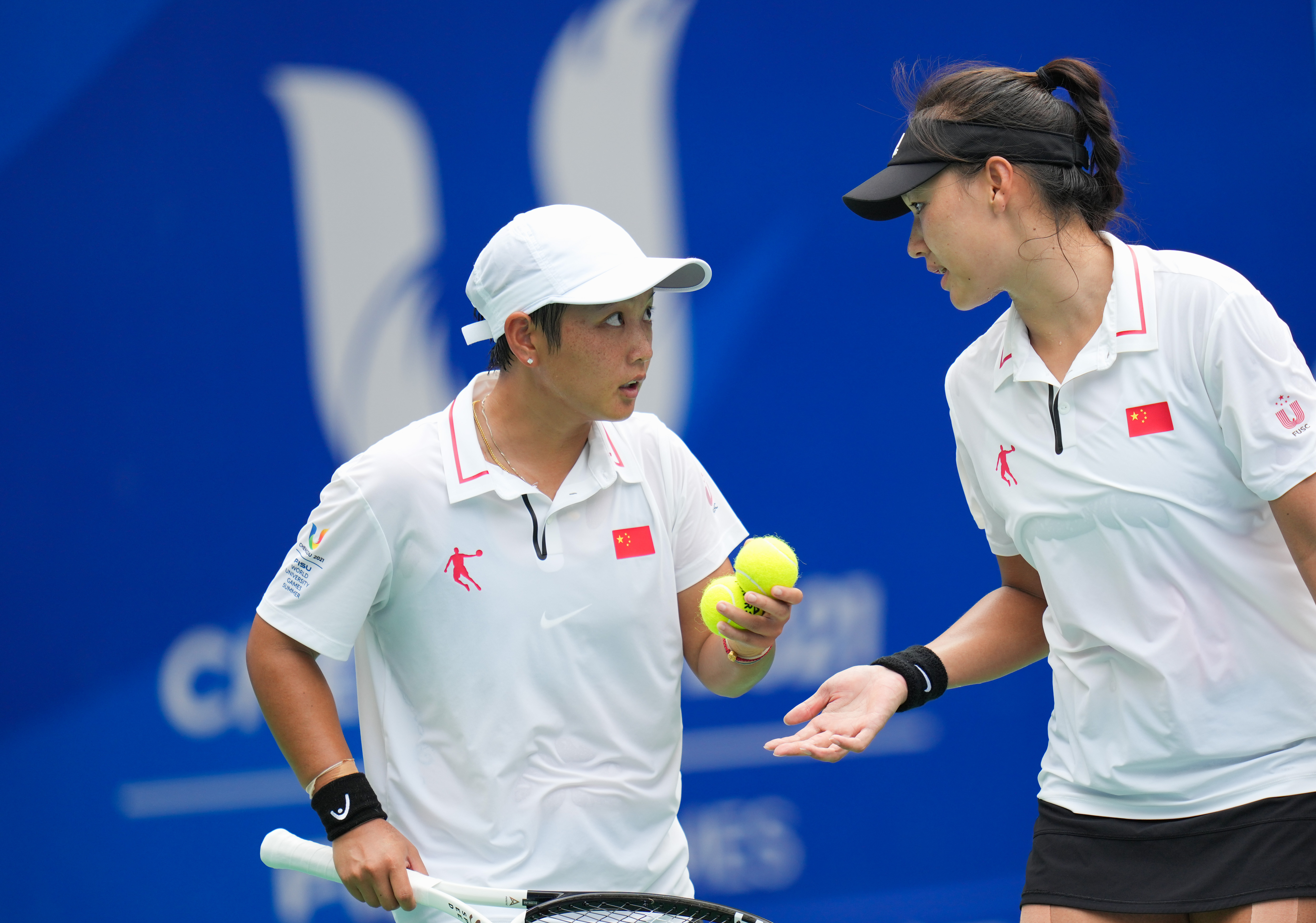 网球——郭涵煜/蒋欣玗获女双亚军