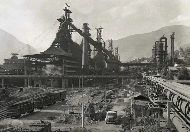 甘宇平:重庆市原副市长,54岁任副省长,退休后享受正部级待遇