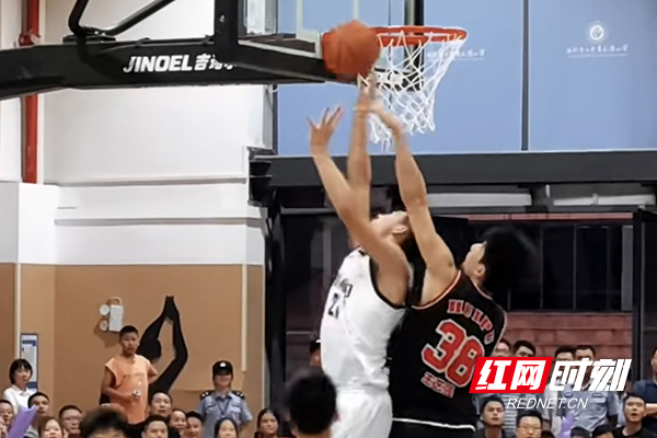 2023年全国传统篮球联赛在渌口区五中举行