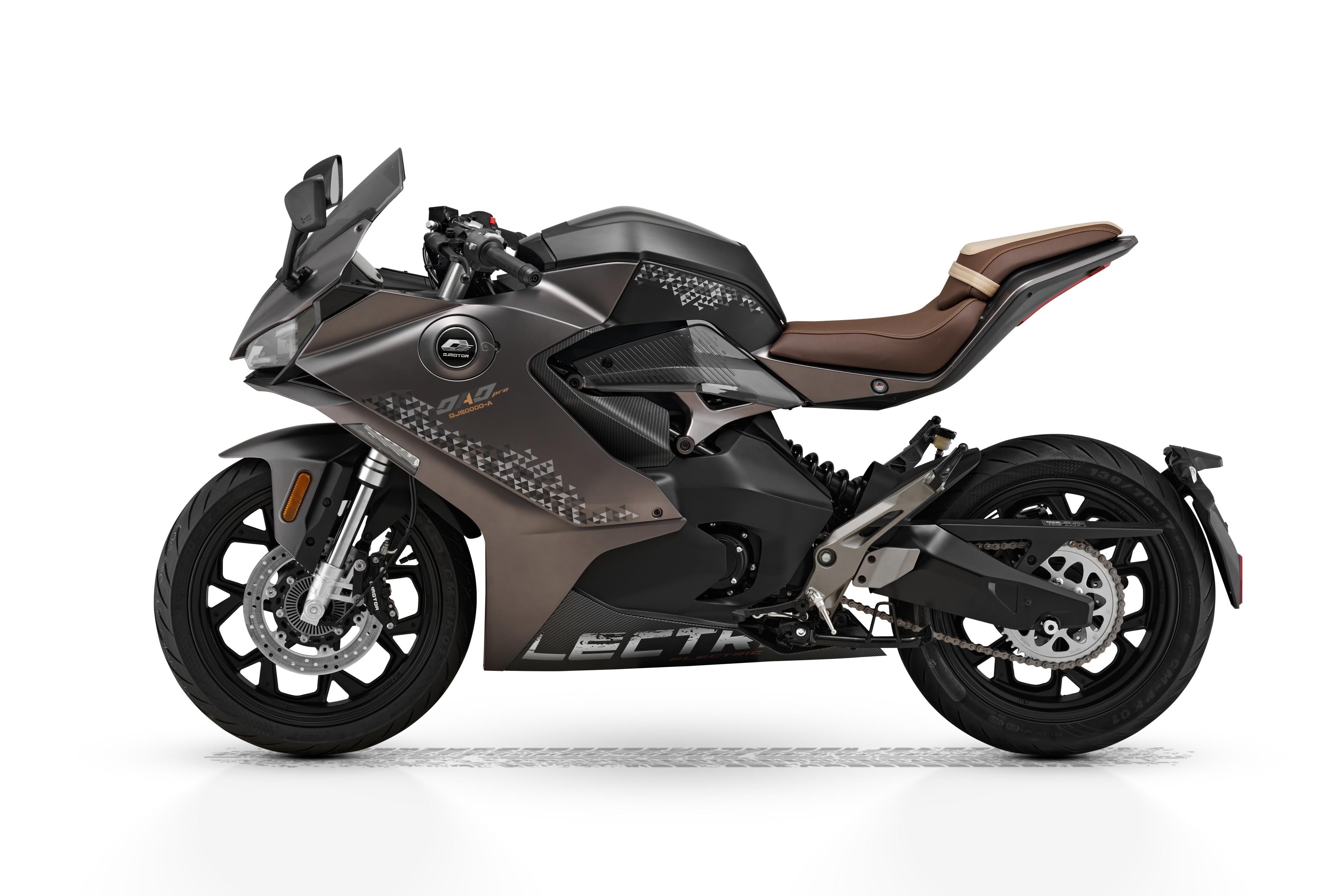 钱江电动摩托:14匹马力,170公里续航,极速96公里