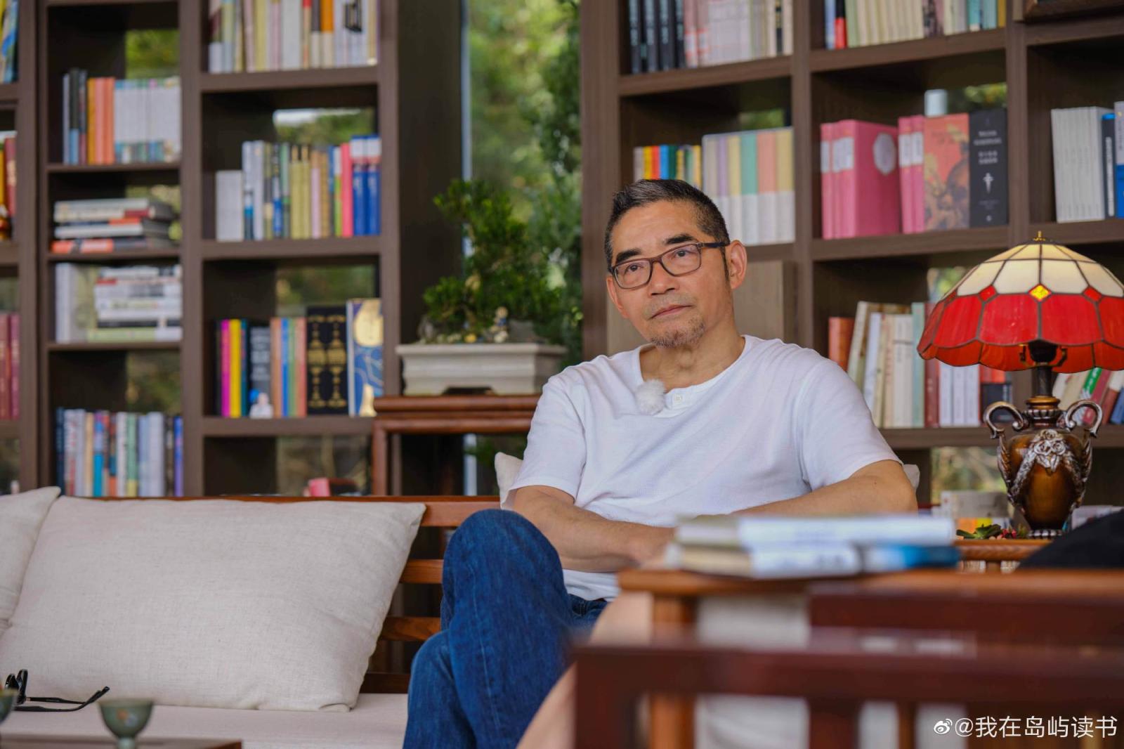 余华,苏童漫谈"读书的意义",《我在岛屿读书》第二季首播热度不减