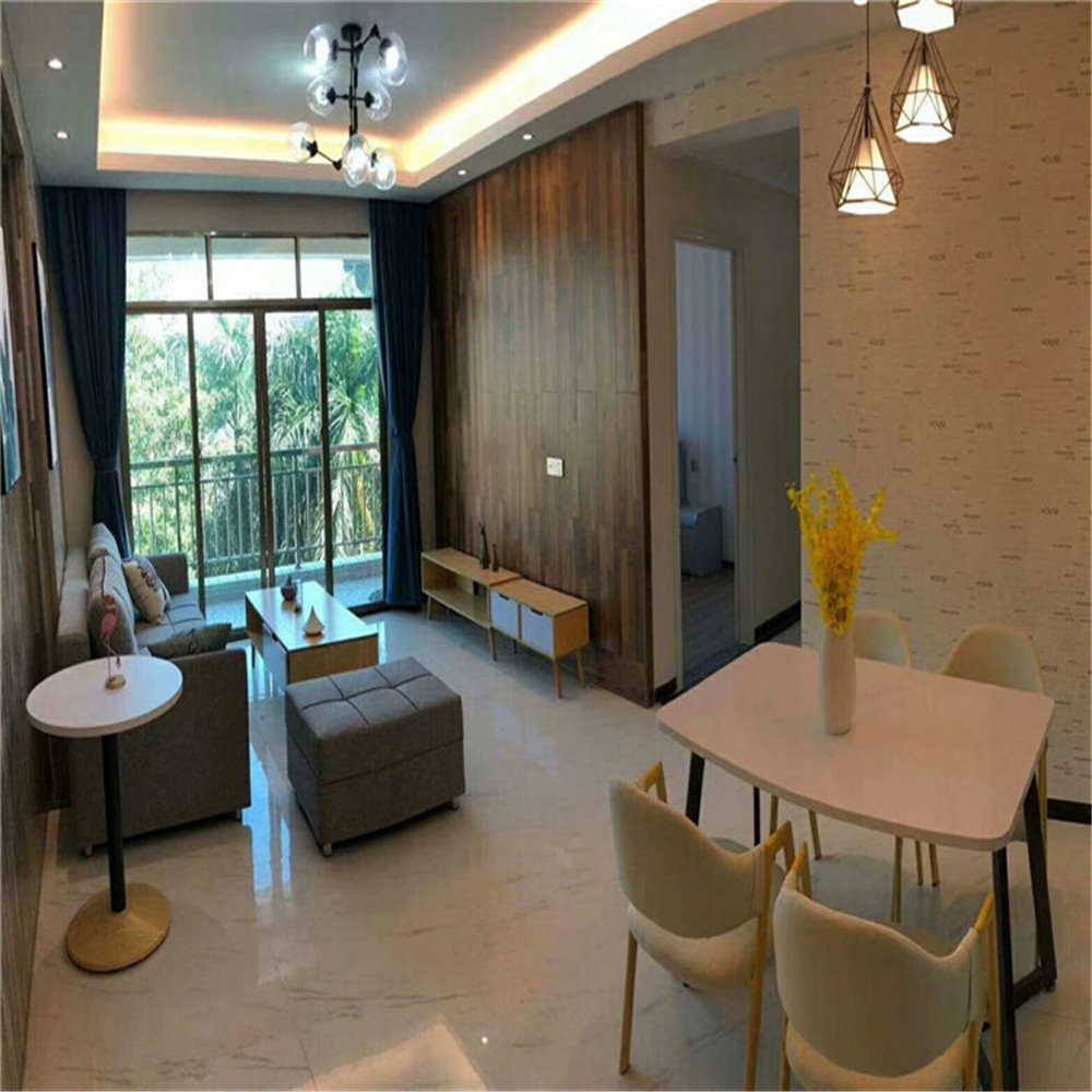 大岭山北站地铁口小产权房(莲湖雅苑)停车方便,交通便利