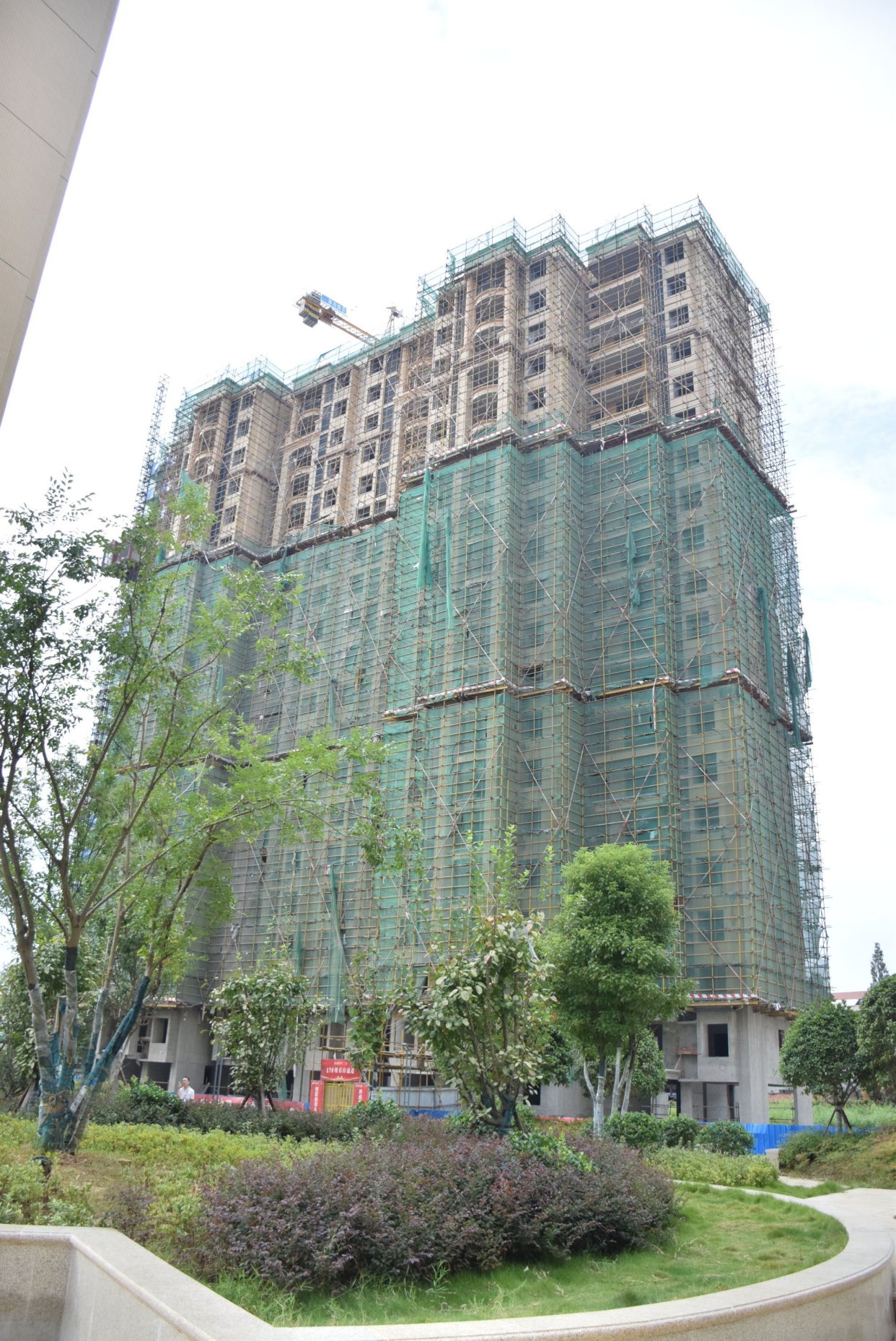 翡翠名都9月工程进度播报:12 17 楼即将封顶,预计2022年10月交房!