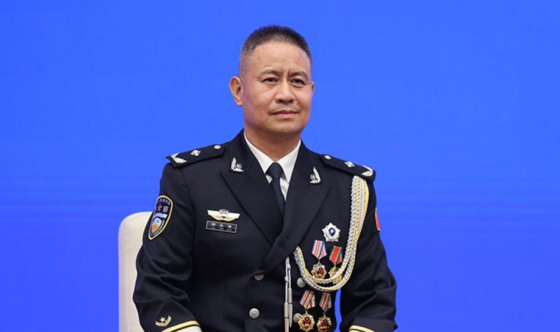 两次荣立个人一等功的高级警长：“心放正、眼放亮”