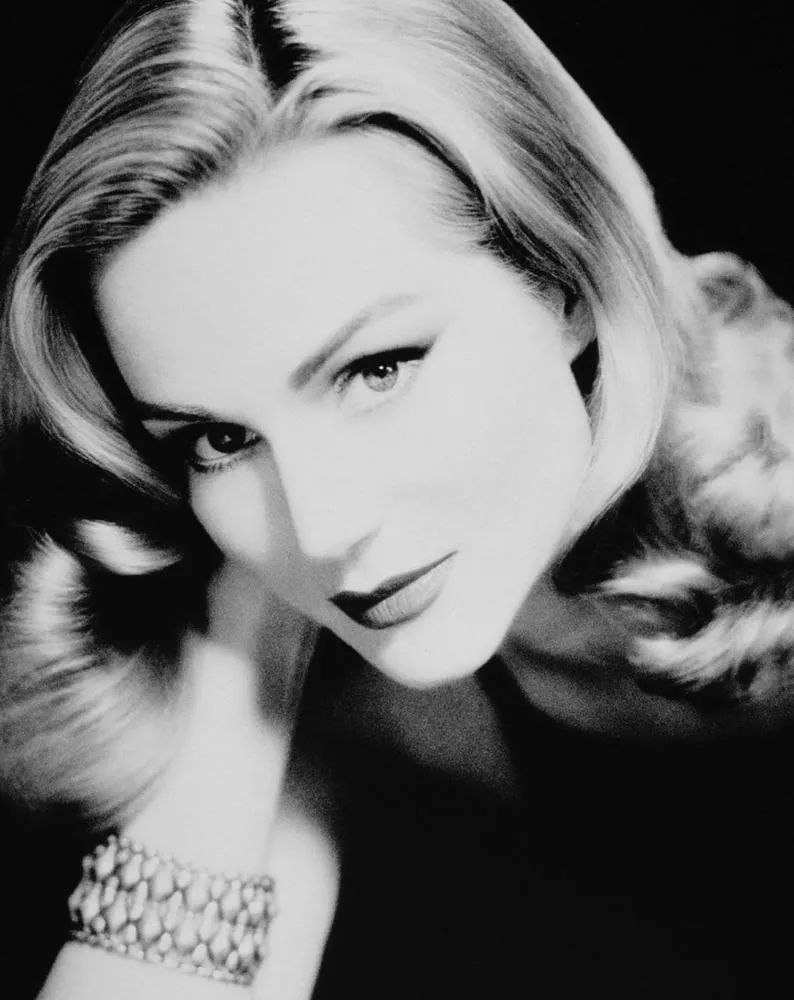 劳拉·琳妮 知性美 细腻动人 仙女本仙