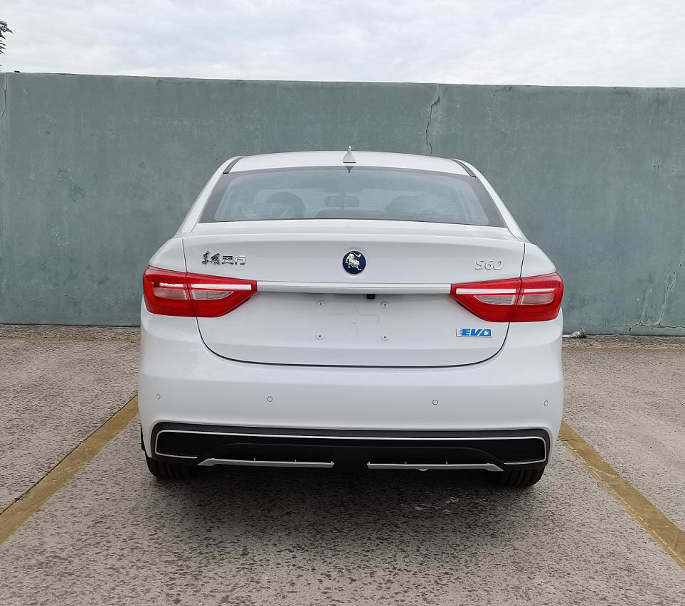 东风风行 s60 ev 新车型上市:cltc 续航 430 公里,15.59 万元起