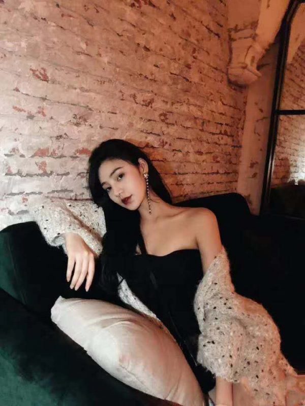 大冰沟森林公园一桂林模特一预约旅游相伴风景