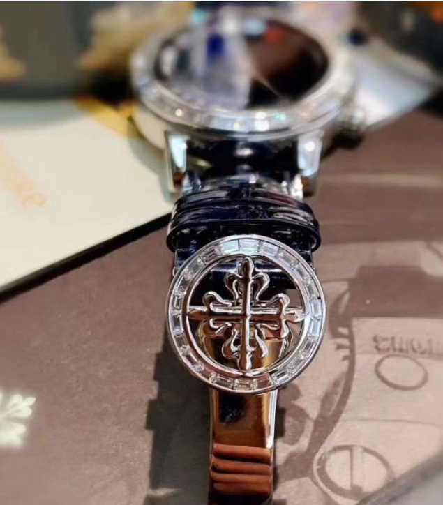 男朋友的百达翡翠手表