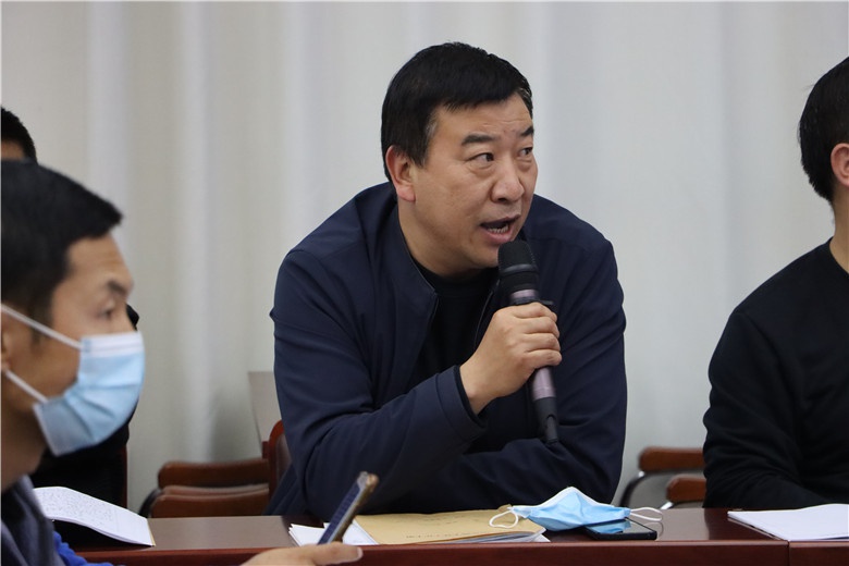 高台一中举办首届班主任论坛