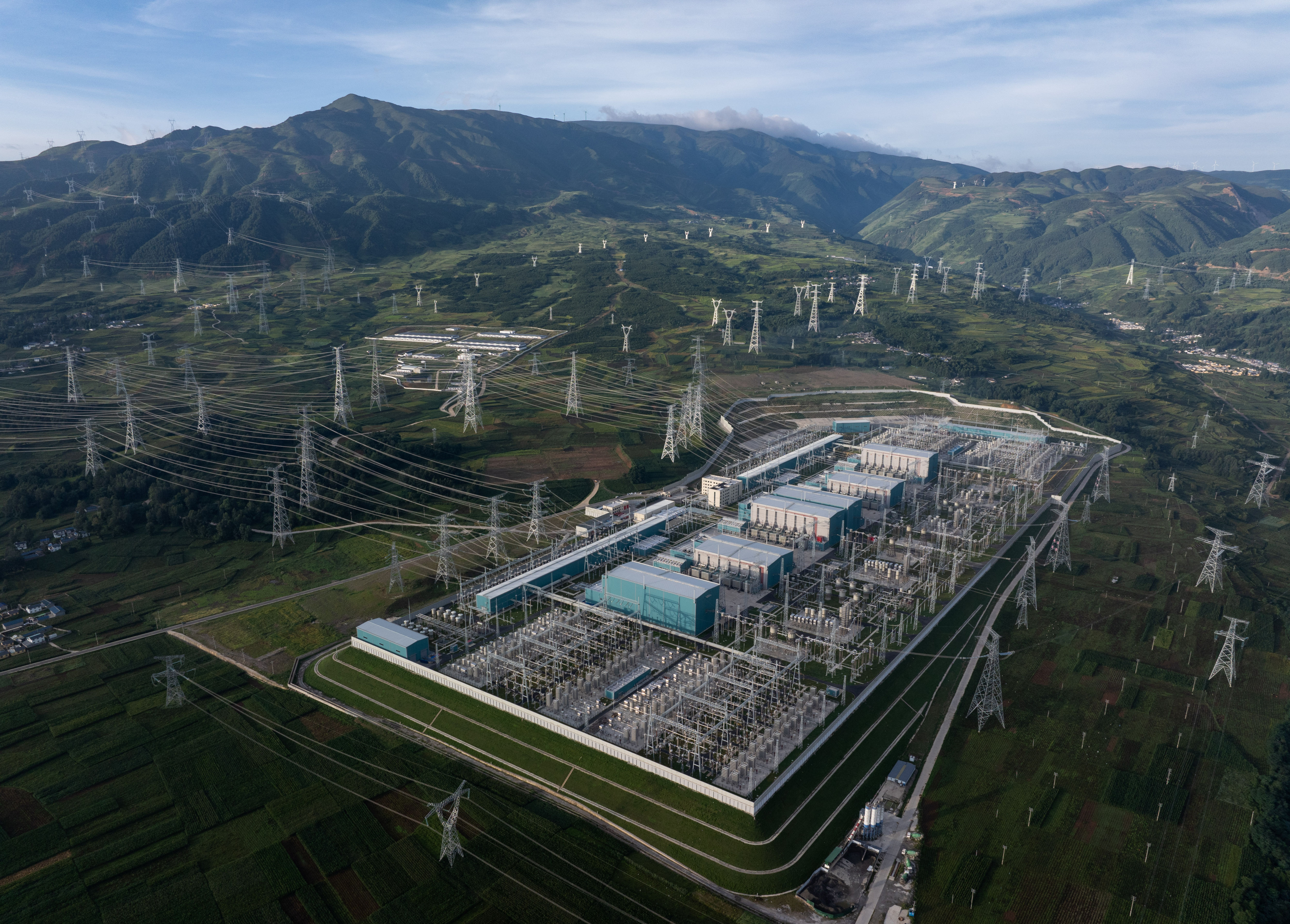 布拖换流站首次达到1600万千瓦满功率运行状态