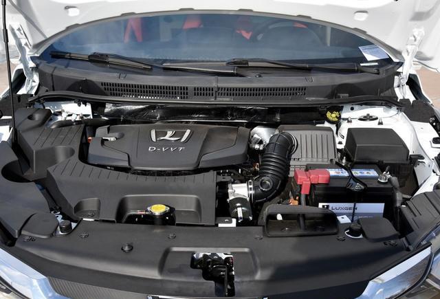 请问新款纳智捷u5的油耗怎么样,是什么样的发动机