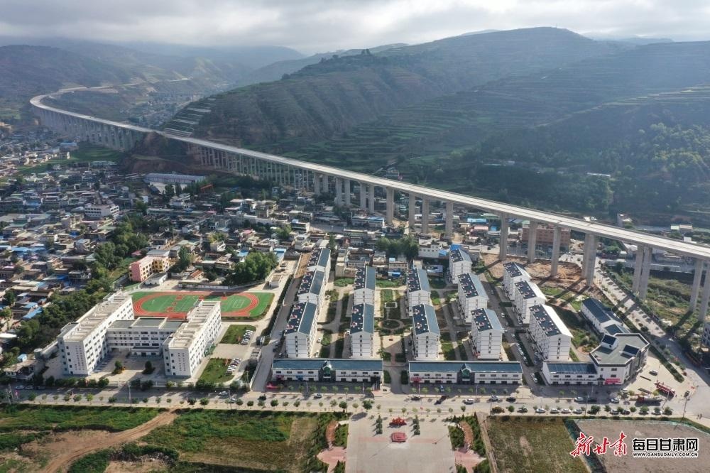 岷县梅川新区奏响建设进行曲