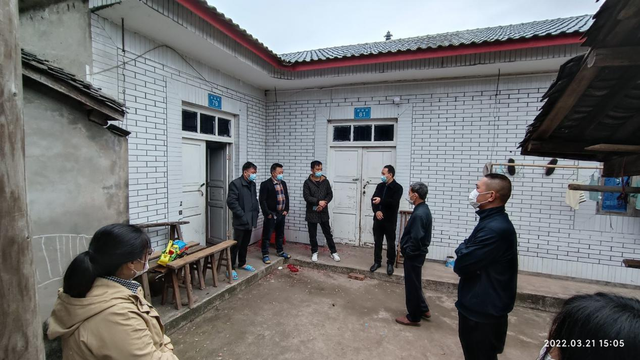 富顺县兜山镇全力构筑森林防火墙