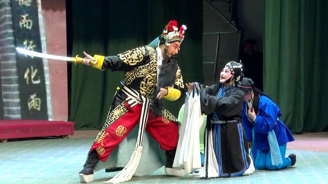 秦腔名家张兰秦韩丽霞贺忠宏领衔,大型传统剧《铡美案》在县文化中心