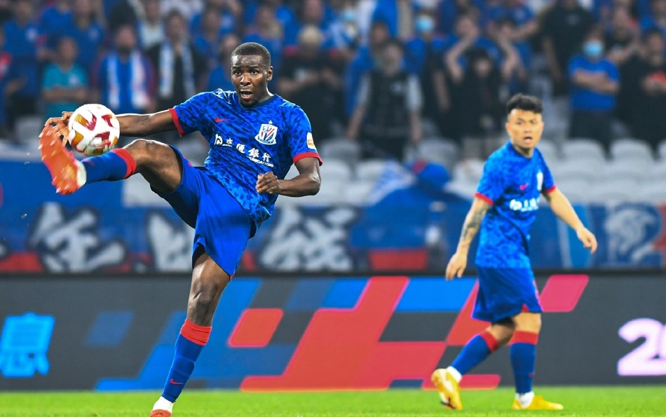 马莱莱踢疯了!甩开武汉三镇7分,上海申花强势领跑